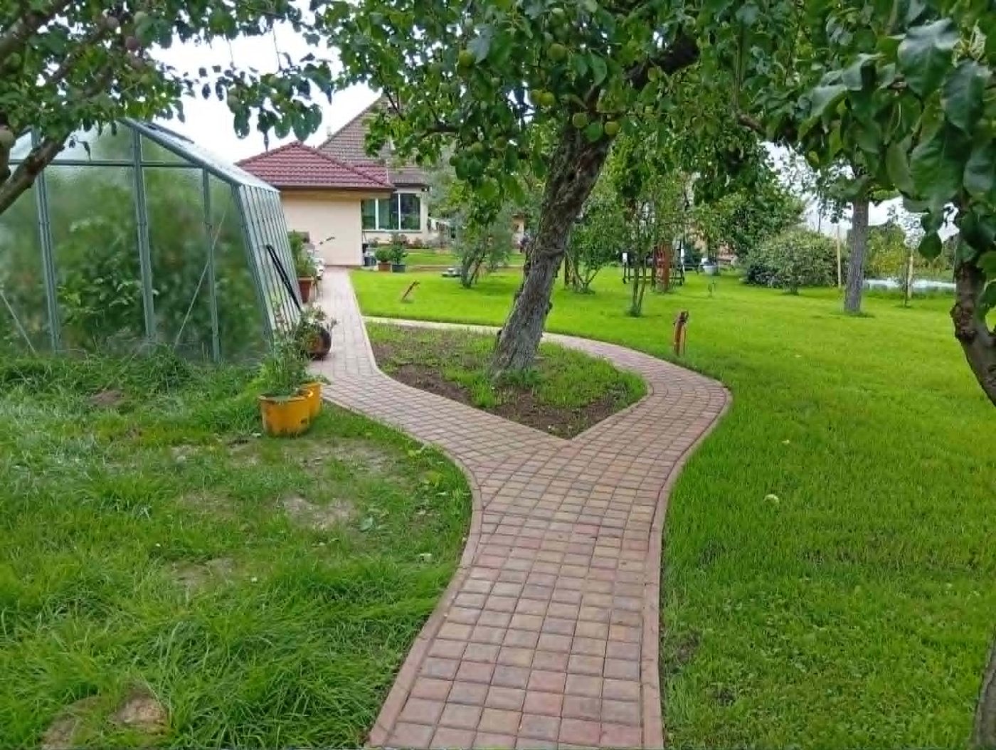 Pokládka zámkové dlažby – České Budějovice a okolí 12